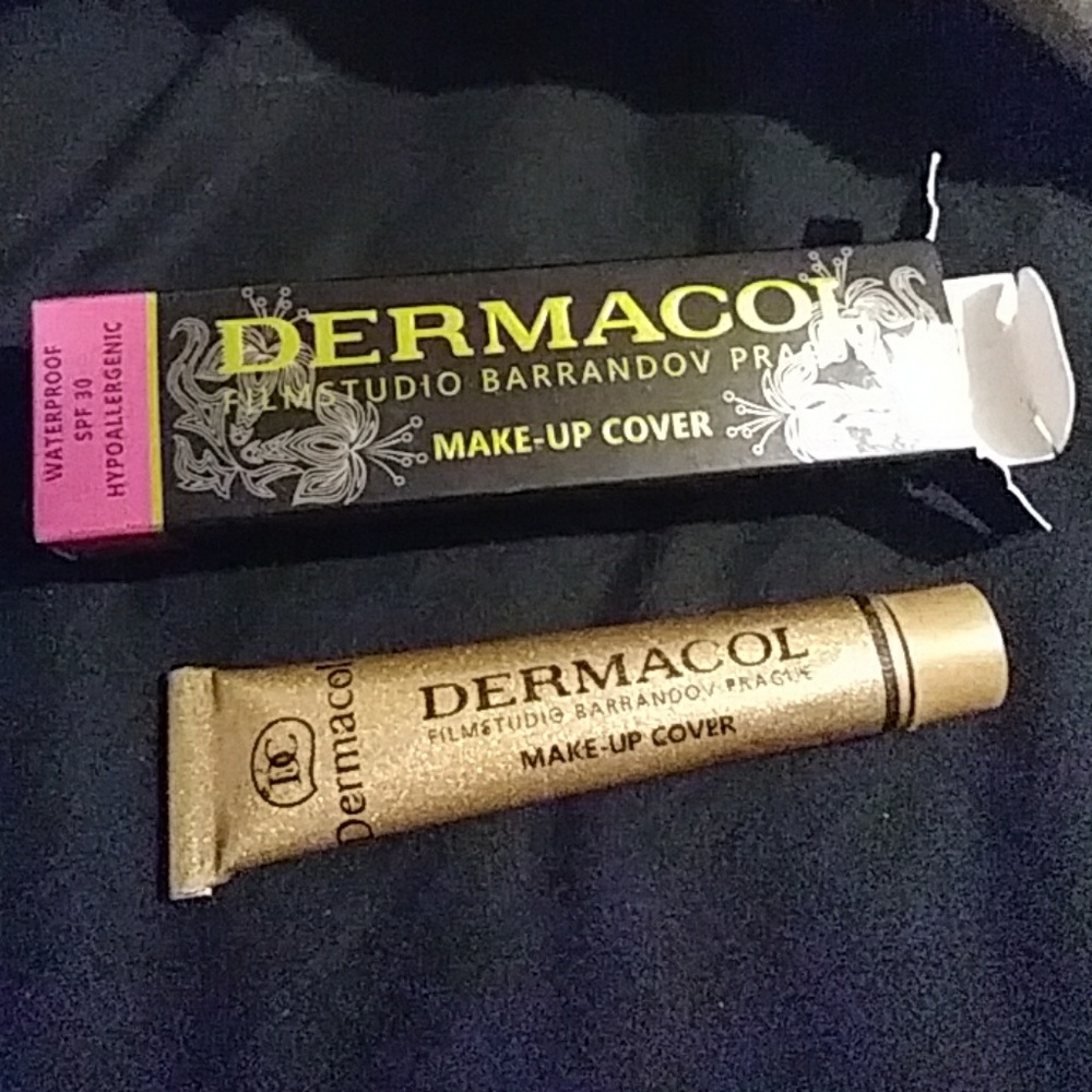 NEW make up cover DERMACOL